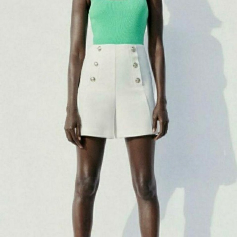 Zara short